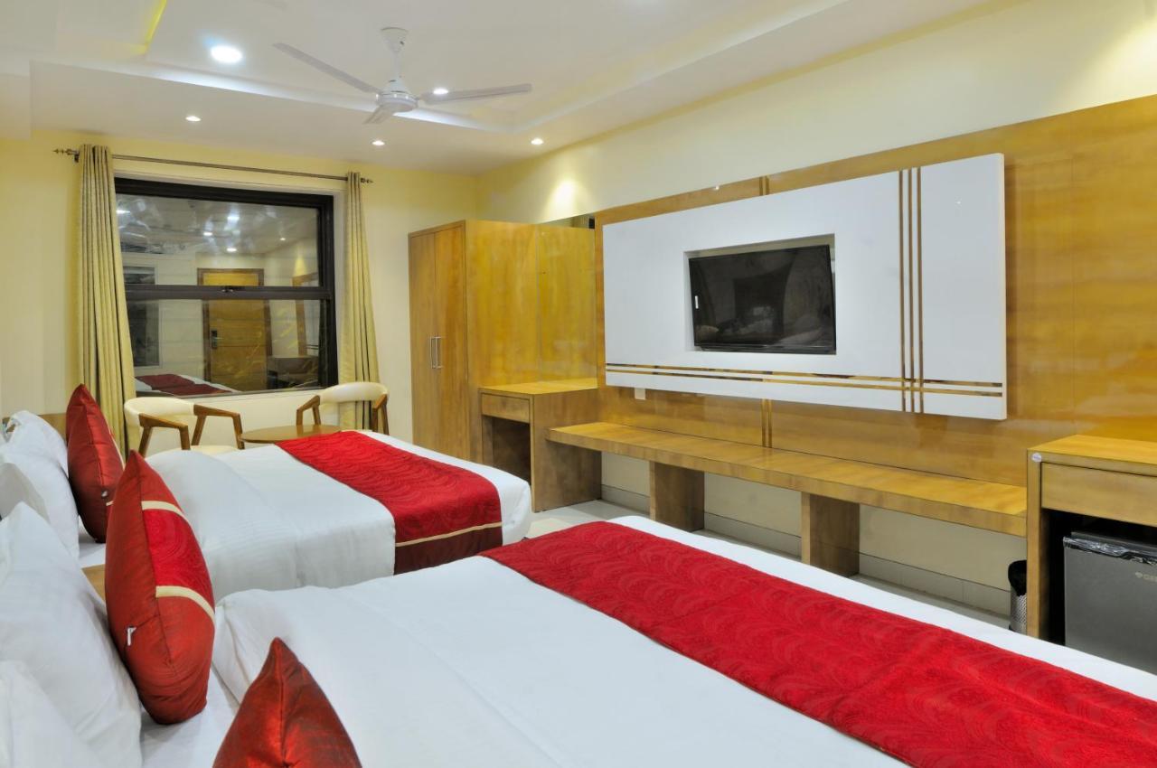 Hotel Worth Newly Bulit - New Delhi Exterior photo