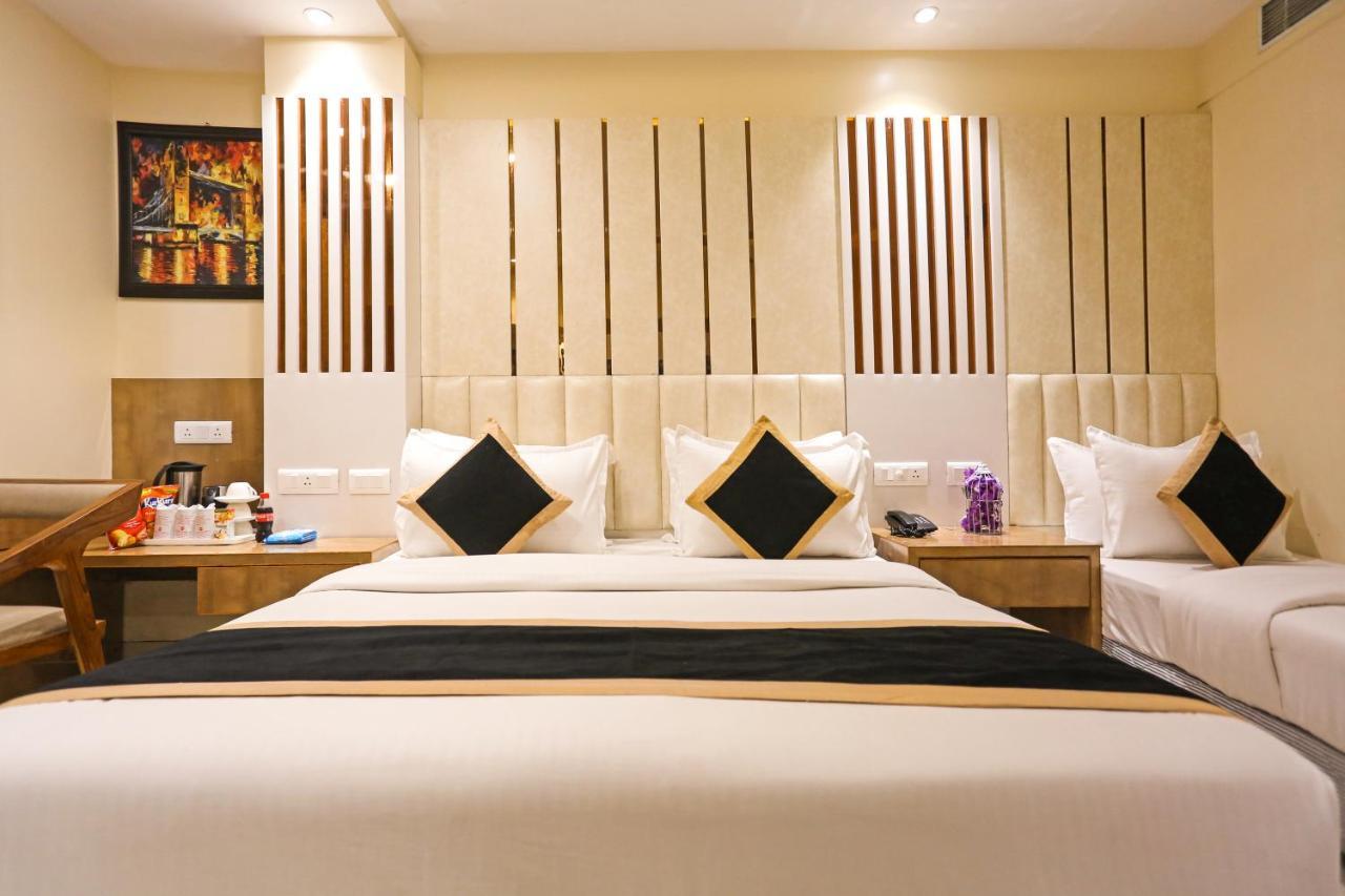 Hotel Worth Newly Bulit - New Delhi Exterior photo